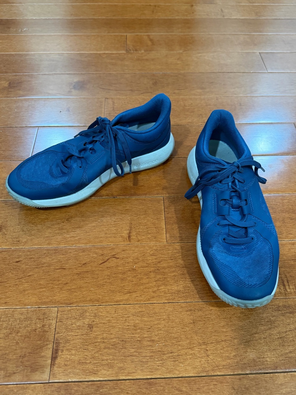 Lululemon Oxford Blue Wild Indigo Lace Up Strongfeel Training Sneakers Shoes 9.5